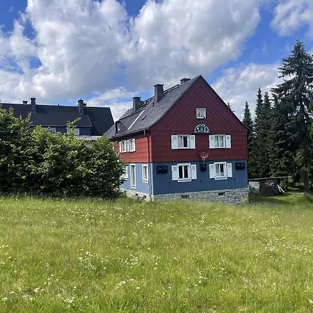Am Skihang Altenberg (Osterzgebirge)